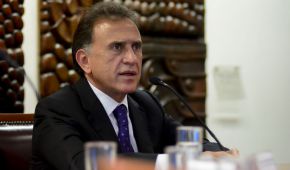 El panista Miguel Ángel Yunes Linares será el primer gobernador de la oposición en 86 años en la entidad