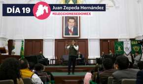 Juan Zepeda en el Aula Magna de la Universidad Autónoma del Estado de México