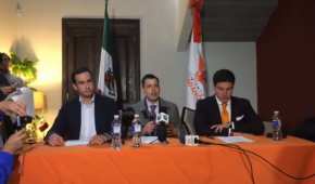 Agustín Basave Alanís, Luis Donaldo Colosio Riojas y Samuel García en conferencia de prensa