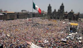 Así fue llamada la marcha y posterior mítin contra el desafuero de López Obrador