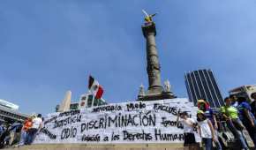 Los organizadores de Vibra México construyeron un muro falso al pie del Ángel de la Independencia