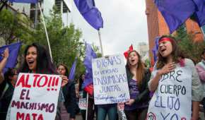 En México la marcha del Día Internacional de la Mujer congrega a grupos feministas
