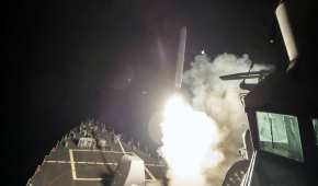 Uno de los lanzamientos contra el gobierno de Siria que lanzó el ejército de EU este jueves