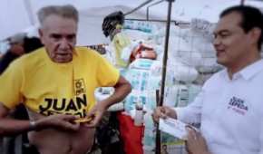 Juan Zepeda se hizo de un nuevo votante en el Edomex