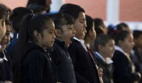 Los alumnos mexicanos de educación básica tienen más clases que los de EU y Canadá
