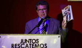 El delegado de la Cuauhtrémoc, Ricardo Monreal, criticó la opacidad en la encuesta de Morena