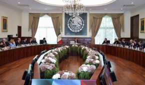 El presidente Peña Nieto cenó con su gabinete este domingo e informó que pronto dará a conocer a su candidato presidencial