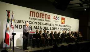 López Obrador presentó a su gabinete en caso de que gane la Presidencia en 2018