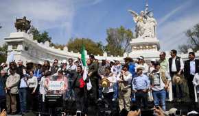 En el Hemiciclo a Juárez, Javier Corral encabezó la Caravana por la Dignidad