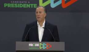Meade invitó a Ríos Piter a su campaña presidencial