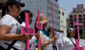 Mujeres protestan para que en el país y la Ciudad de México exista mayor atención al problema de violencia contra la mujer
