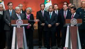 AMLO y se equipo se reunieron con el presidente Peña y su gabinete en Palacio Nacional