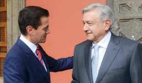 El presidente Enrique Peña Nieto durante una reunión con AMLO en Palacio Nacional, en agosto pasado
