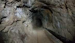 El túnel comienza en Jacume, Baja California (México), y termina en Jacumba, California (EU)