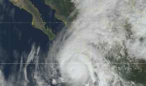 El huracán 'Willa' alcanzó la máxima categoría para un fenómeno de su tipo