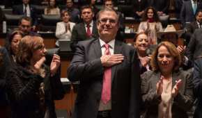 Marcelo Ebrard ha cuidado las formas con el presidente, escribe Raymundo Riva Palacio