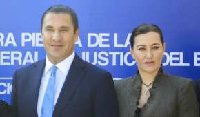 Rafael Moreno Valle y Martha Erika Alonso durante un evento en la ciudad de Puebla, en 2012