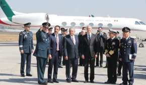 El presidente recorrió la base aérea militar de Santa Lucía, la  cal se convertirá en el nuevo aeropuerto del país