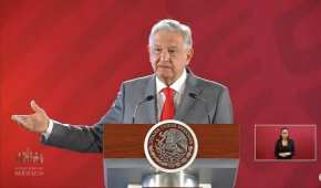 El presidente López Obrador dijo que varios exservidores públicos propiciaron el desmantelamiento de la CFE