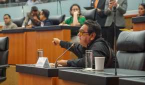 El senador de Morena que ha expresado fuertes críticas a los ministros de la Corte