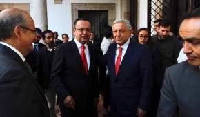Germán Martínez junto al presidente López Obrador durante la inauguración de las oficinas del IMSS, el pasado 3 de enero