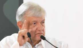 AMLO fue criticado por varios periodistas en la mañanera que ofreció este lunes en Cancún