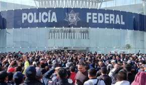Elemtos de la Policía Federal protestan para no ser integrados a la Guardia Nacional