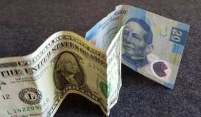 La sesión de este martes ha tenido caras opuestas para la moneda mexicana