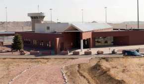 La entrada principal de la prisión de máxima seguridad que albergará a Joaquín 'el Chapo' Guzmán hasta que muera