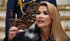 La legisladora se autoproclamó presidenta interina de Bolivia