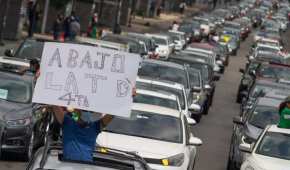 Cientos de automovilistas salieron a las calles a protestar contra el gobierno de AMLO