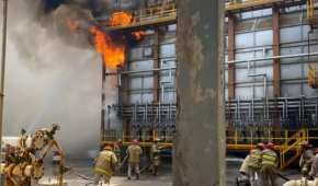 La refinería 'Antonio Dovalí Jaime' registró un incendio que ya fue controlado