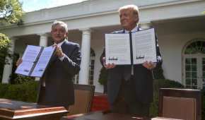 Ambos mandatarios firmaron la entrada en vigor del nuevo tratado entre Estados Unidos, Canadá y México