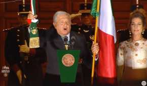 El presidente López Obrador dio el tradicional Grito de Independencia junto a su esposa