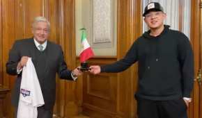 El mexicano que se destacó en la final de la serie mundial de beisbol visitó el Palacio Nacional