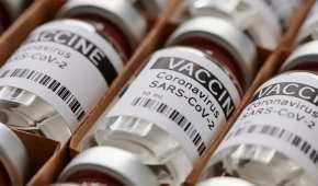 El Gobierno de Estados Unidos no planea, por ahora, compartir vacunas contra COVID-19 con México u otros países