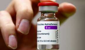 AstraZeneca pudo haber incluido “información desactualizada” al momento de dar a conocer la efectividad de su vacuna