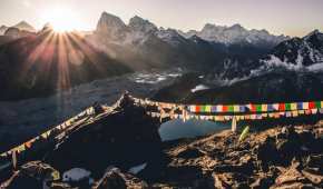Un total de 408 escaladores extranjeros obtuvieron permisos para subir al Everest esta temporada