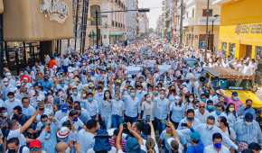 Con marcha, panistas exigen que le regresen la candidatura a Miguel Ángel Yunes Márquez