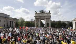 Políticos y grupos de activismo italianos reaccionaron fuertemente a lo que ven como un intento para obstaculizar la Ley Zan