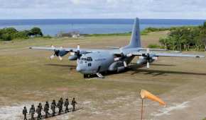 En esta imagen de archivo de 2017 se observa un avión C-130 de transporte de tropas de la Fuerza Aérea de Filipinas.