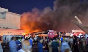 El incendio consumió el ala COVID del hospital al sur de Bagdad