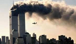 A las 8:46 un avión se impacta contra la torre norte del WTC de NY; 17 minutos después, otro avión en la torre sur