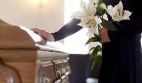 Los expertos recomiendan adquirir un plan funerario a futuro y así evitar riesgos al patrimonio personal o familiar
