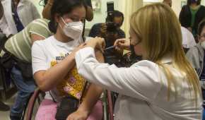 La campaña de vacunación COVID se extendió a menores de edad