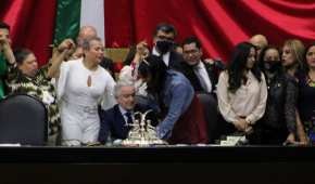 Tras los hechos, Sergio Gutiérrez, presidente de la mesa directiva dio por terminada la sesión