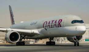 La aerolínea negó que hayan acuerdos para una ruta desde el AIFA a Qatar.