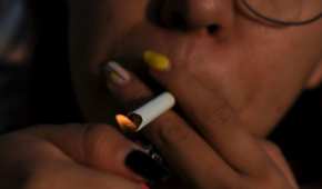Con la prohibición de los vapeadores, obligan a los fumadores a consumir cigarros