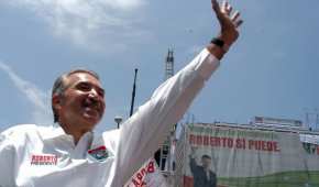 Afirmó que los políticos expriistas, lejos de afectar al partido llevaron el viejo régimen a Morena
