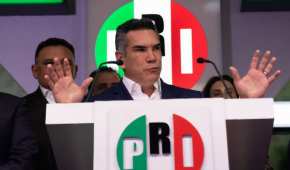 Comentó que la coalición Va por México debe reformularse para ganarle a Morena